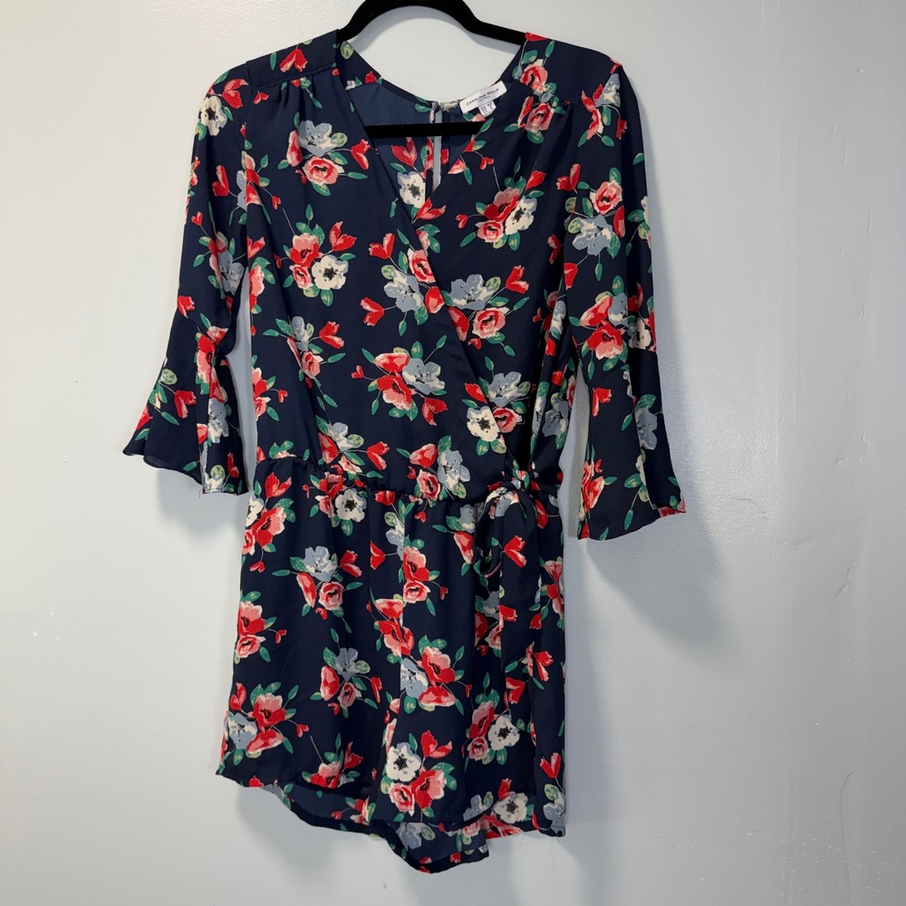 Carolina Belle Montreal Navy Floral Bell Sleeve Wrap Romper Lightweight Size 2